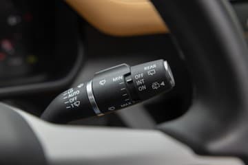 Land Rover Defender - thumbnail 25