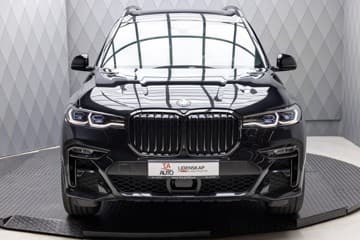 BMW X7 - thumbnail 3