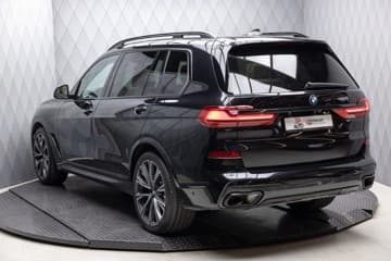 BMW X7 - thumbnail 1
