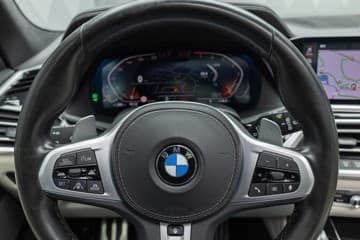 BMW X7 - thumbnail 22