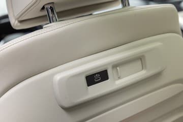 BMW X7 - thumbnail 35