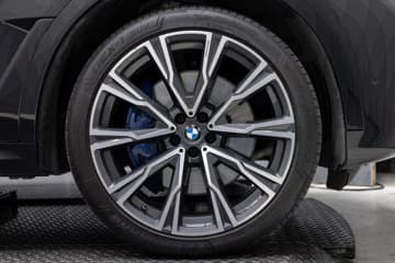 BMW X7 - thumbnail 11