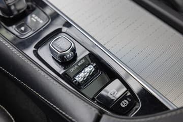 Volvo XC 90 - thumbnail 33