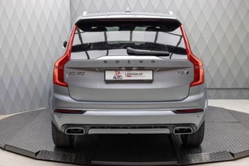 Volvo XC 90 - thumbnail 5