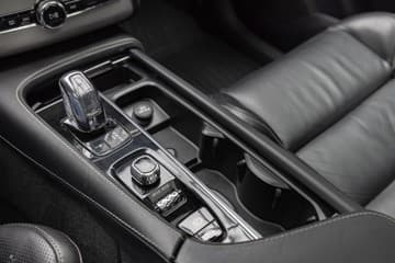 Volvo XC 90 - thumbnail 31