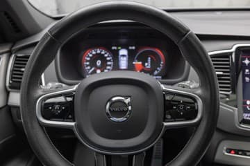 Volvo XC 90 - thumbnail 21