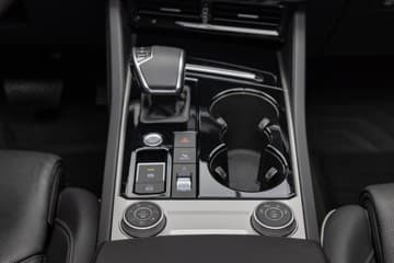 Volkswagen Touareg - thumbnail 34