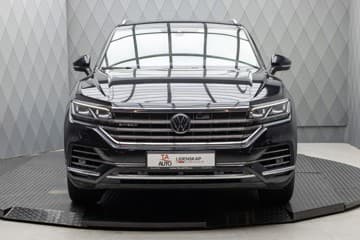 Volkswagen Touareg - thumbnail 3