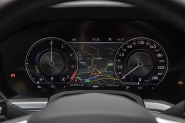 Volkswagen Touareg - thumbnail 24