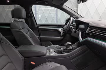 Volkswagen Touareg - thumbnail 27