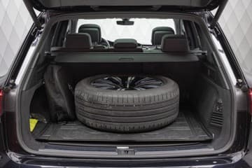 Volkswagen Touareg - thumbnail 38