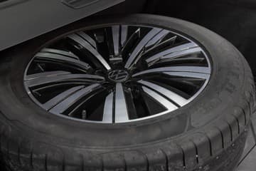 Volkswagen Touareg - thumbnail 40