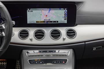 Mercedes-Benz E-Klasse - thumbnail 25