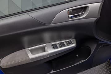 Subaru Impreza - thumbnail 18