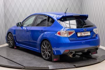 Subaru Impreza - thumbnail 1