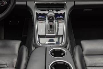 Porsche Panamera - thumbnail 30