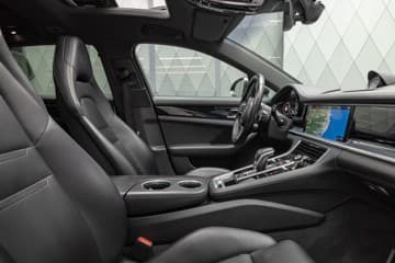 Porsche Panamera - thumbnail 34