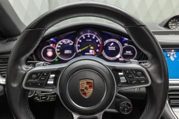 Porsche Panamera - thumbnail 21