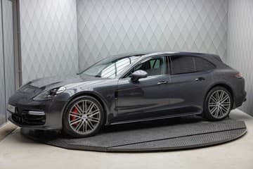 Porsche Panamera - thumbnail 4