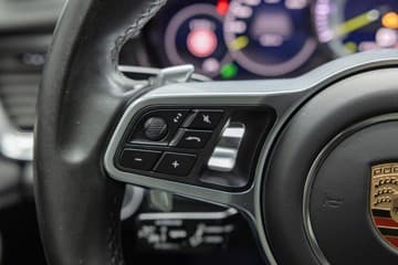 Porsche Panamera - thumbnail 23
