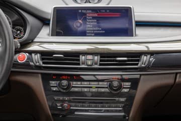 BMW X5 - thumbnail 30