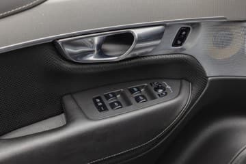 Volvo XC 90 - thumbnail 15
