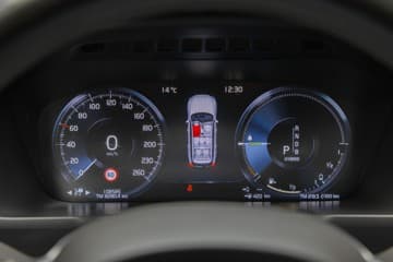 Volvo XC 90 - thumbnail 25