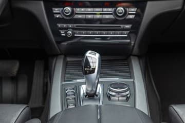 BMW X5 - thumbnail 32