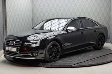 Audi S8 - thumbnail 2