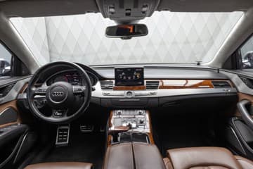 Audi S8 - thumbnail 18