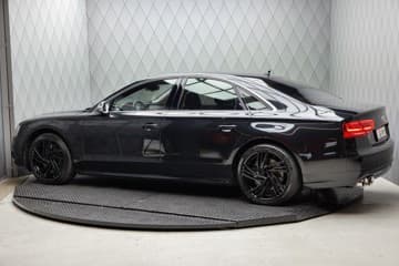 Audi S8 - thumbnail 6