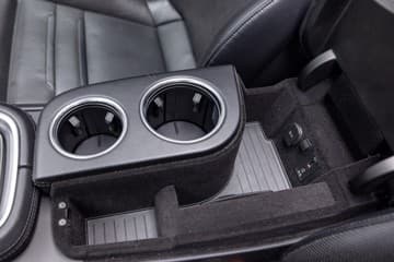 Porsche Panamera - thumbnail 34