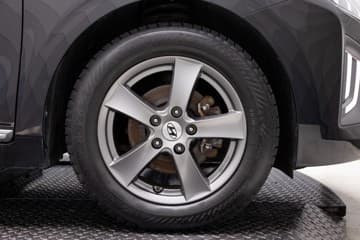 Hyundai Ioniq - thumbnail 12