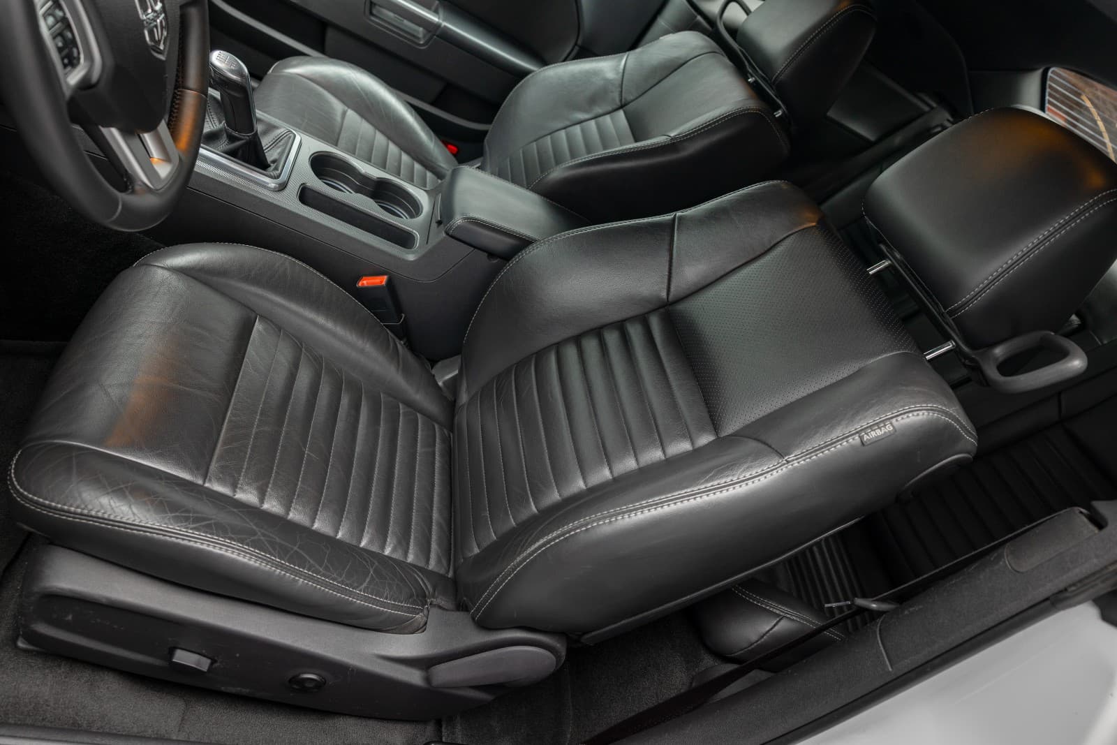 Dodge Challenger - bilde 25