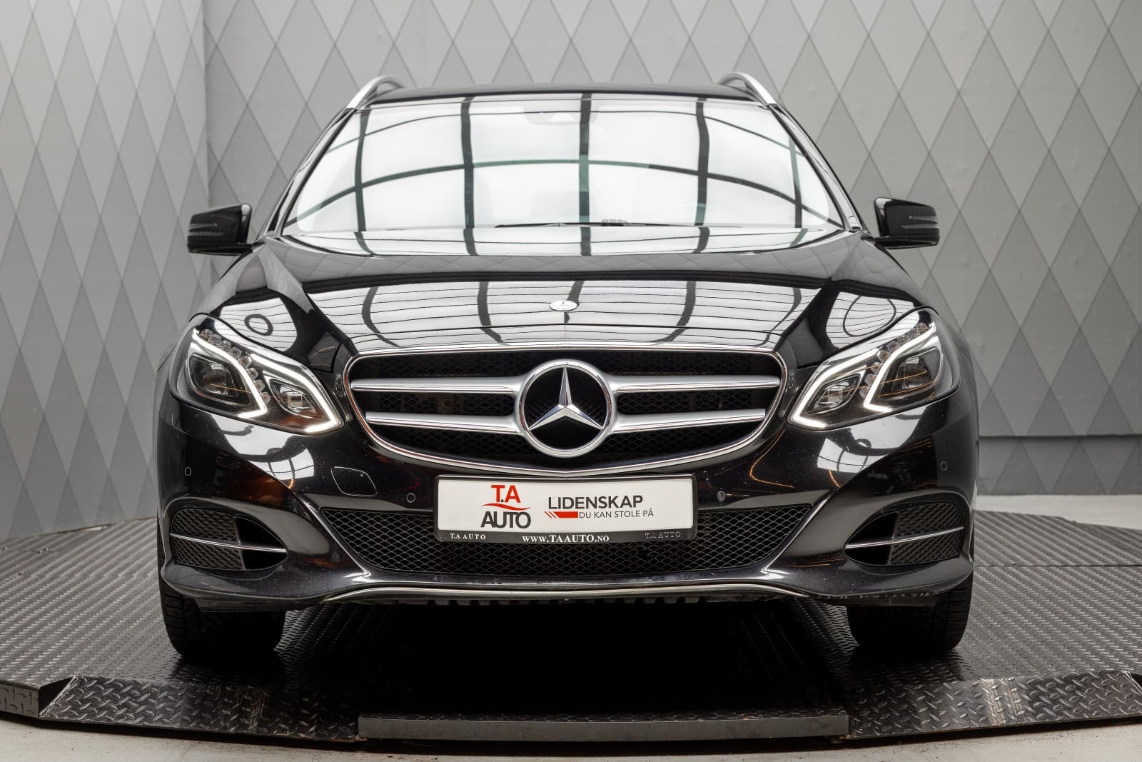 Mercedes-Benz E-Klasse - bilde 3