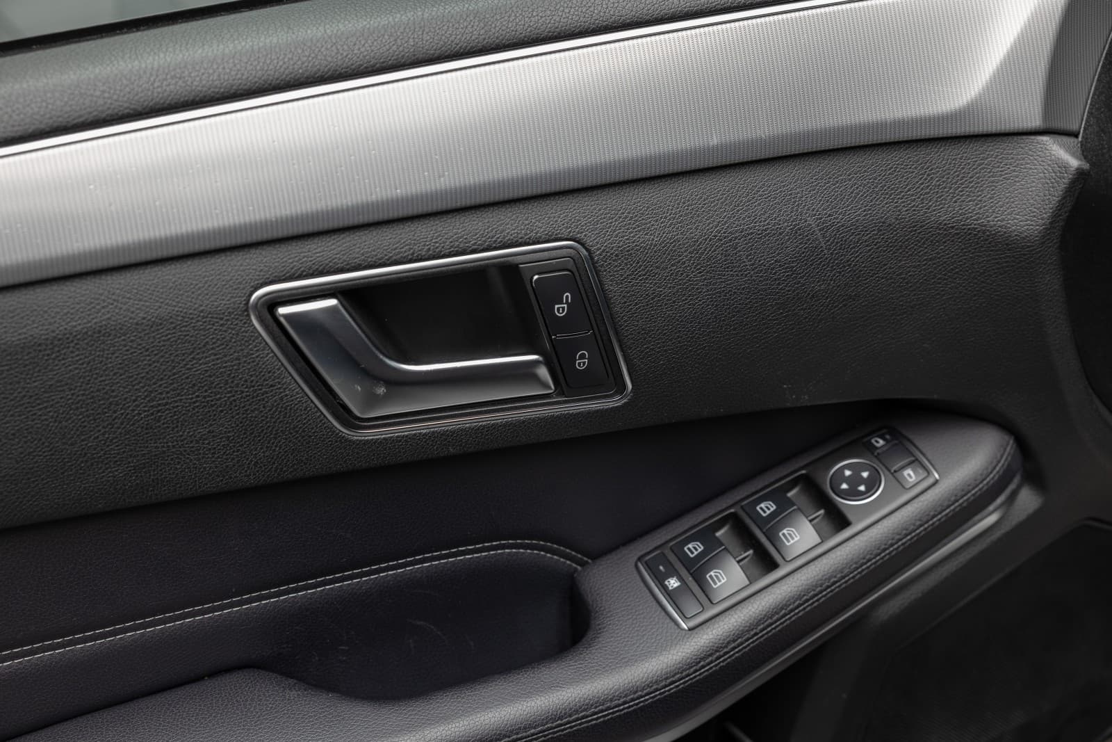 Mercedes-Benz E-Klasse - bilde 13