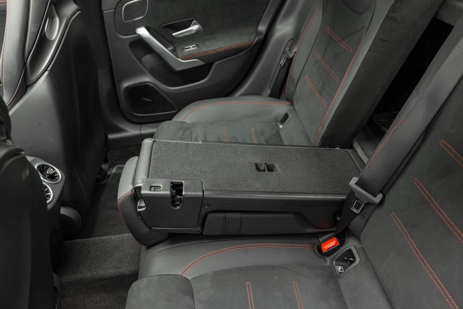 Mercedes-Benz CLA - bilde 40