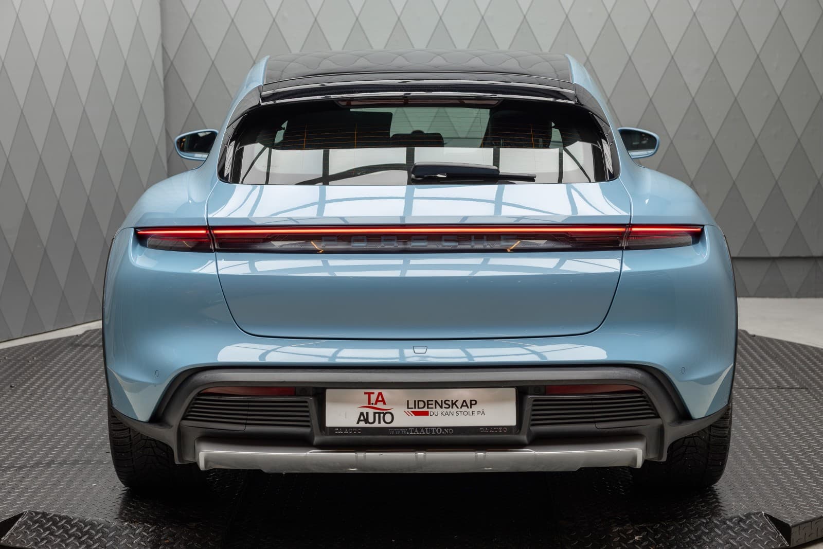 Porsche Taycan Cross Turismo - bilde 5