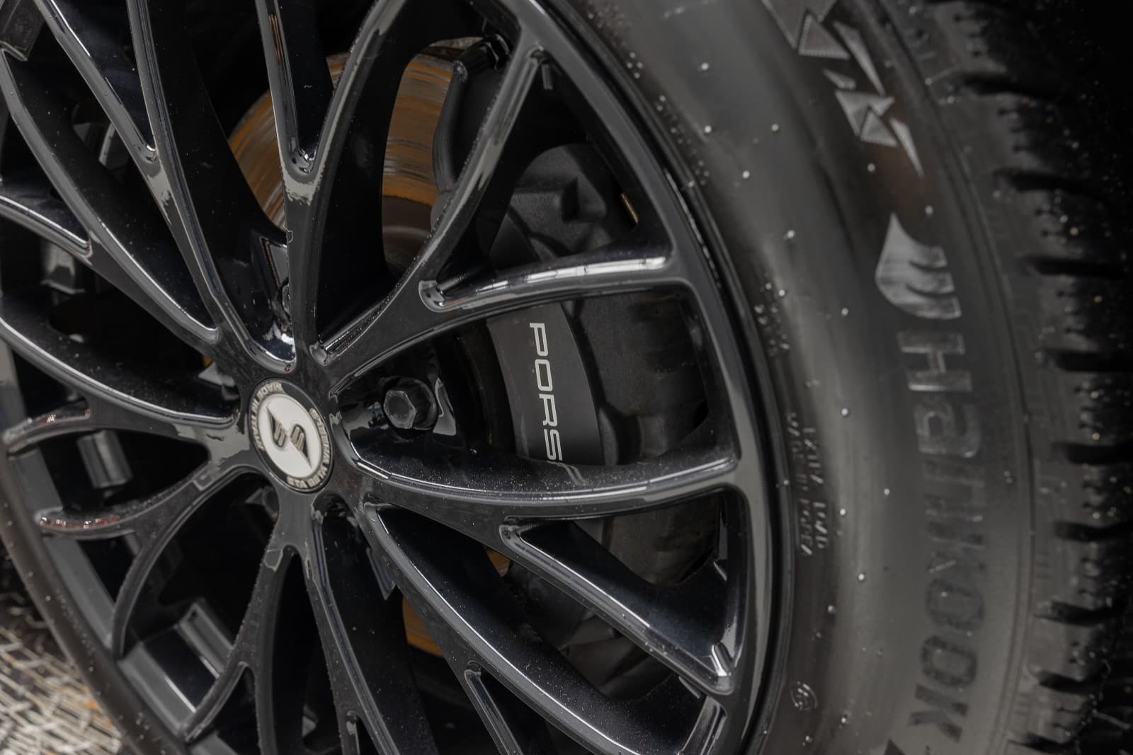 Porsche Taycan Cross Turismo - bilde 13