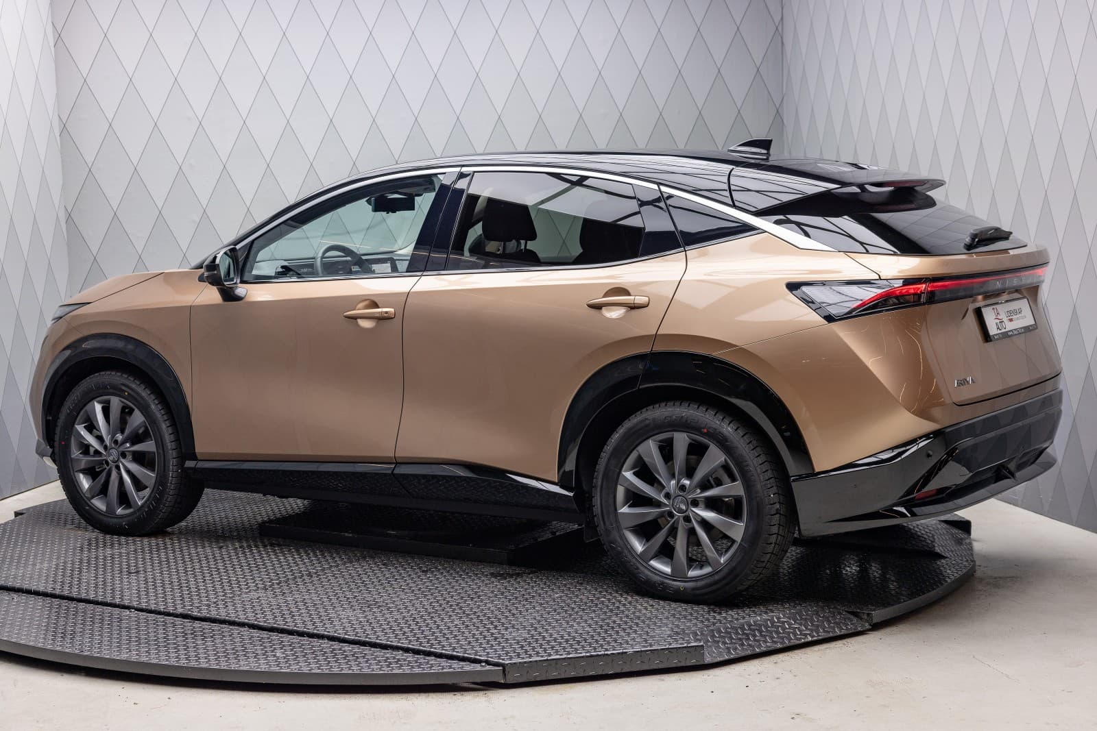 Nissan Ariya - bilde 6