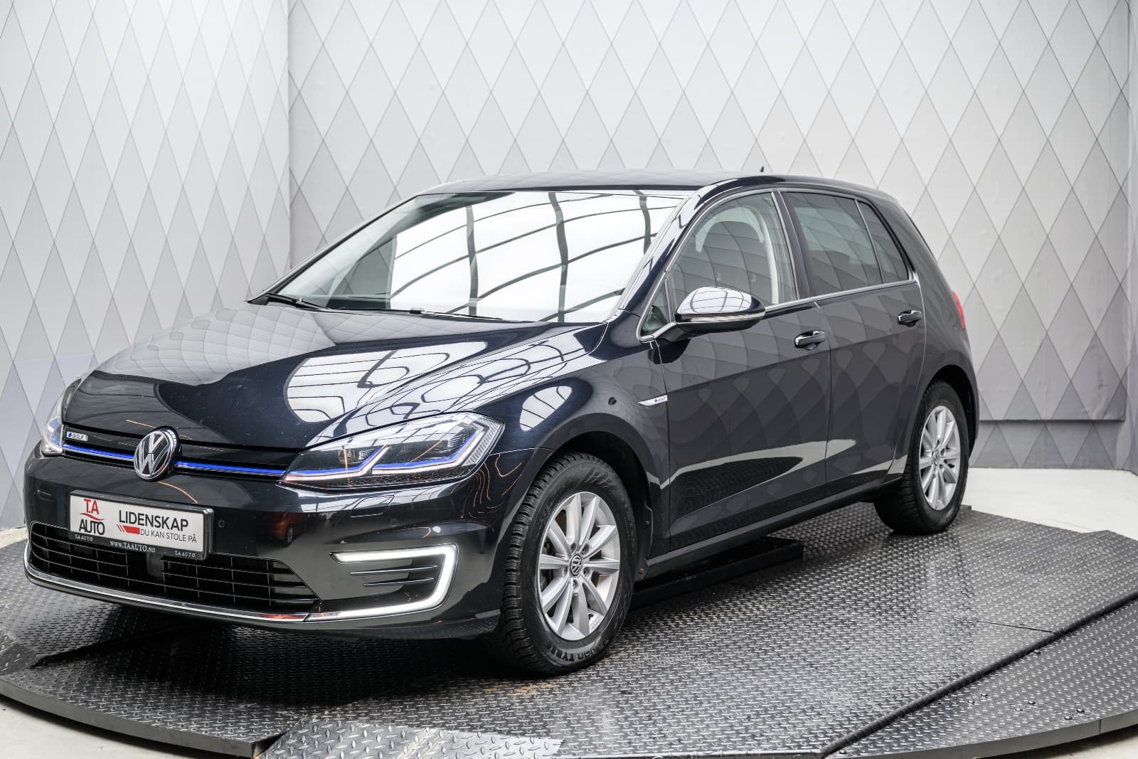 Volkswagen Golf - bilde 2