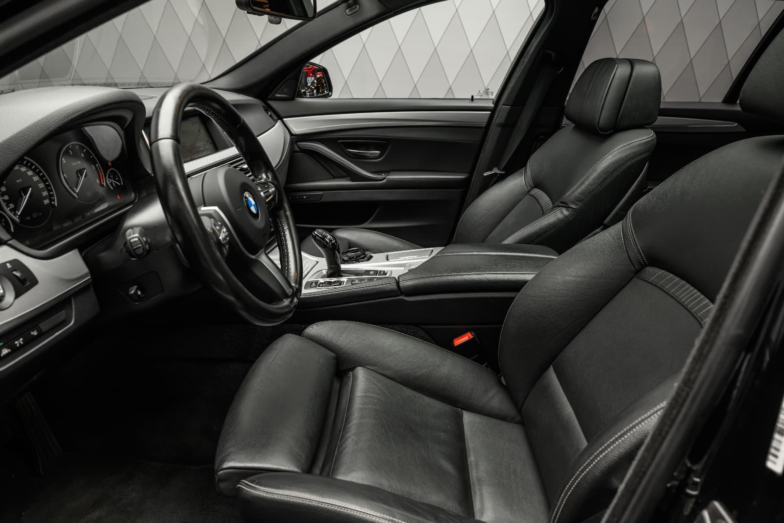 BMW 5-serie - bilde 17