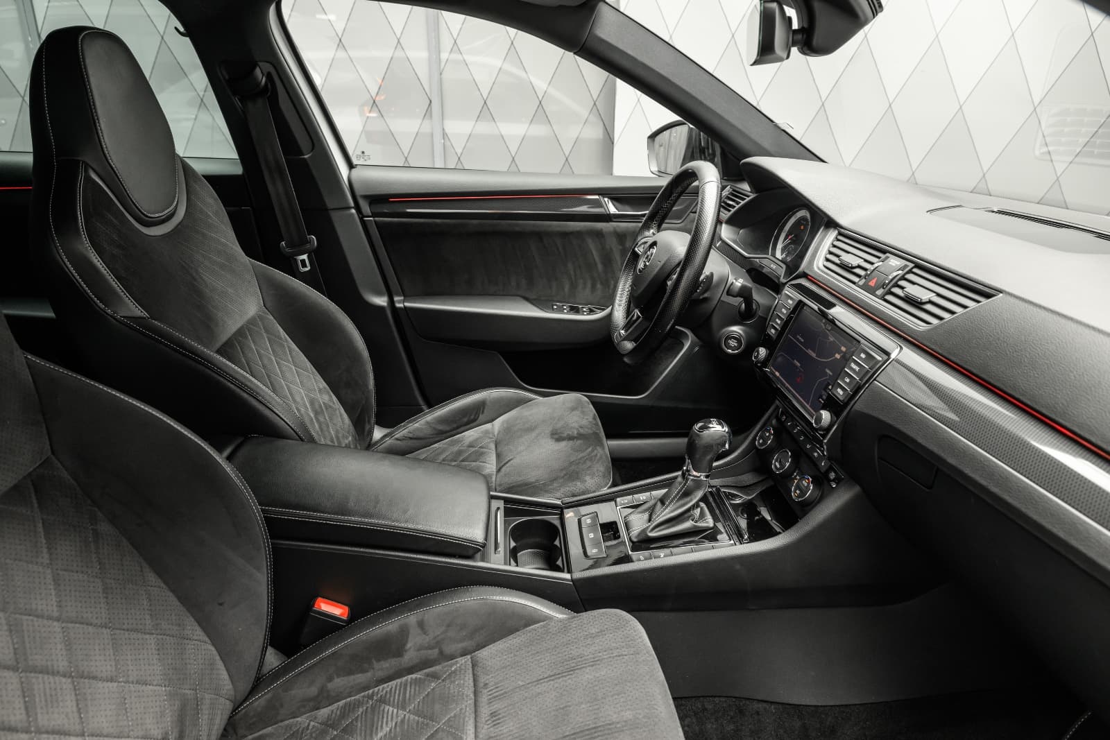 Skoda Superb - bilde 19