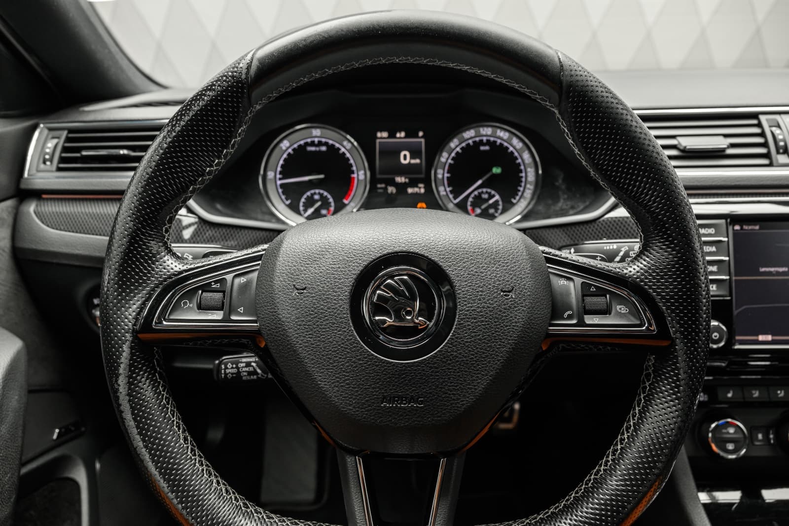 Skoda Superb - bilde 16