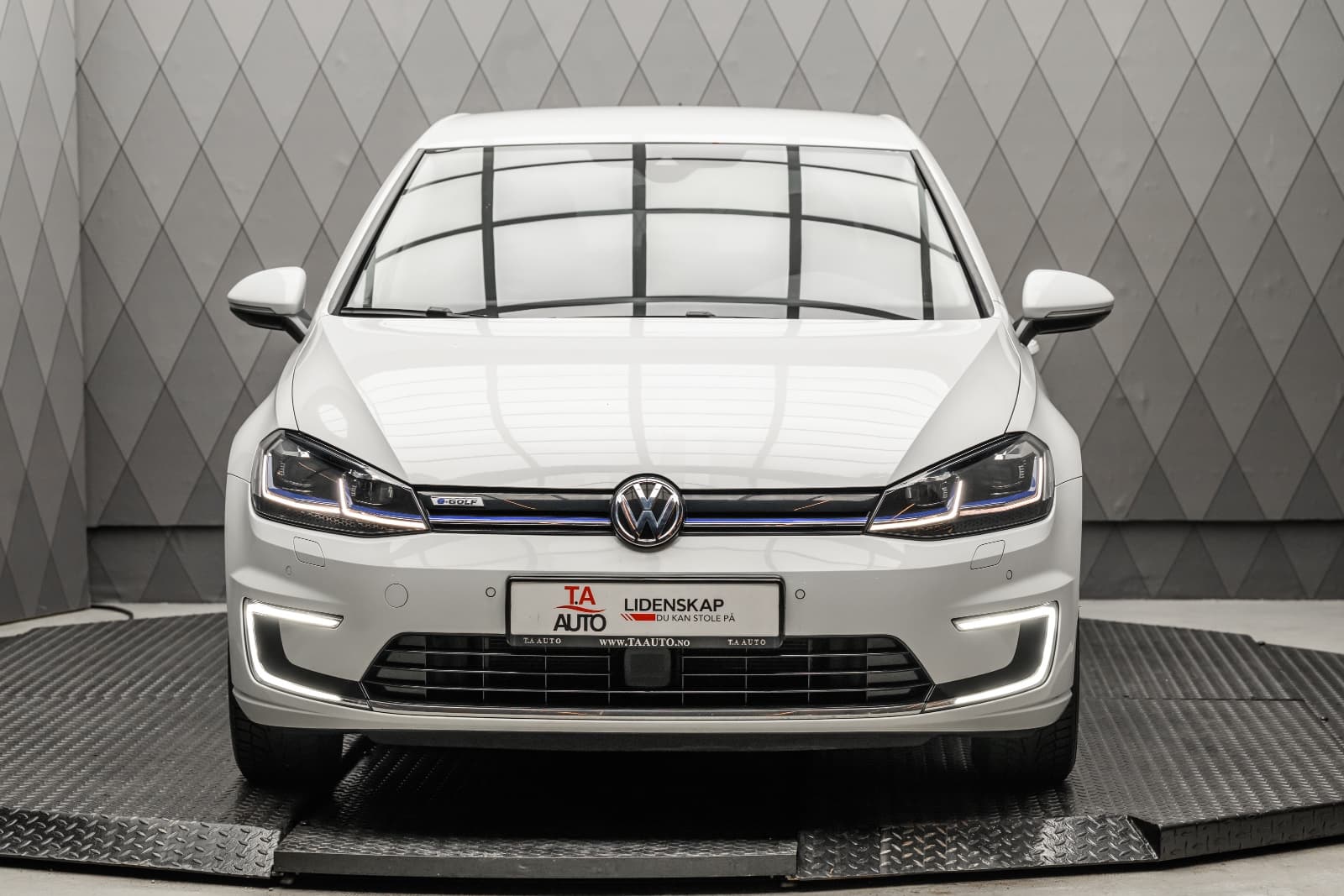 Volkswagen Golf - bilde 3