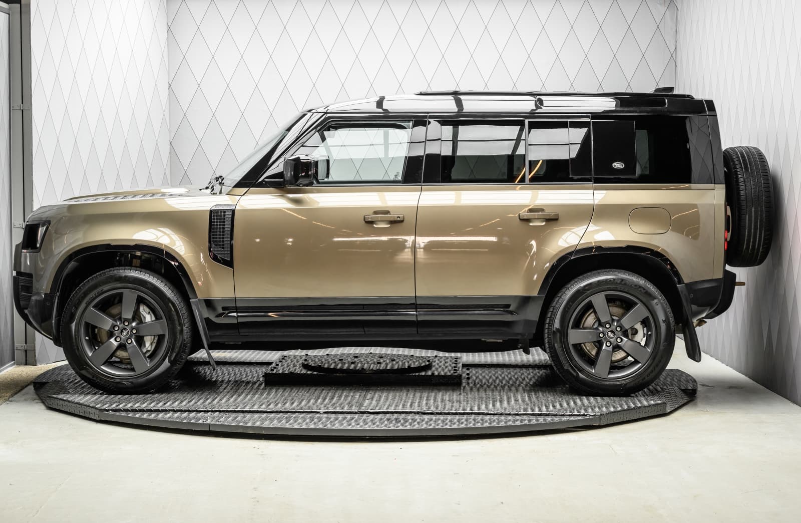 Land Rover Defender - bilde 8