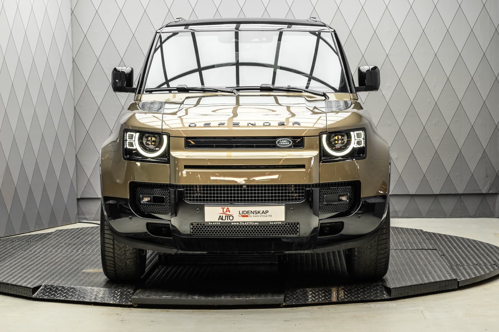 Land Rover Defender - bilde 4