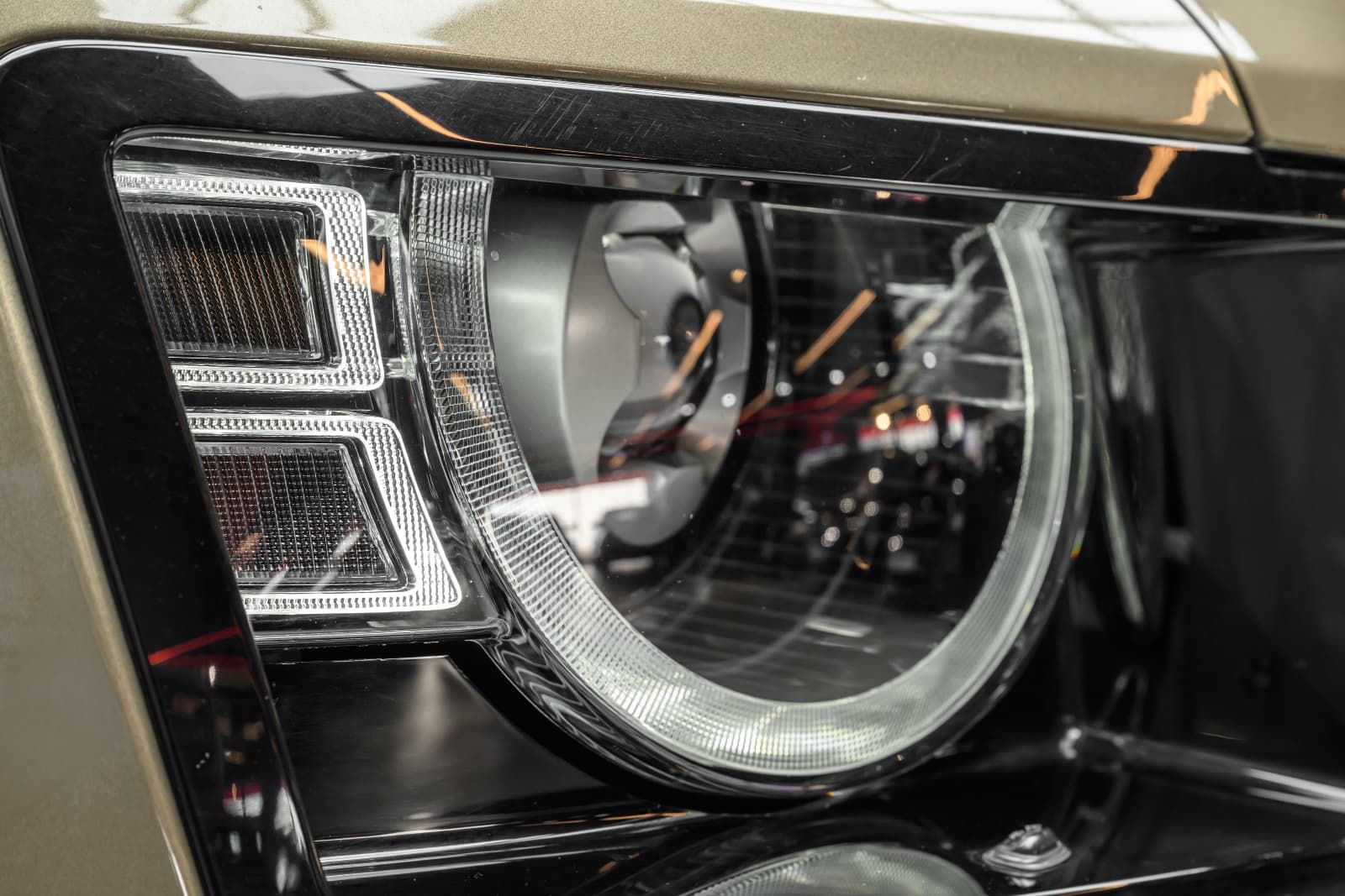 Land Rover Defender - bilde 9