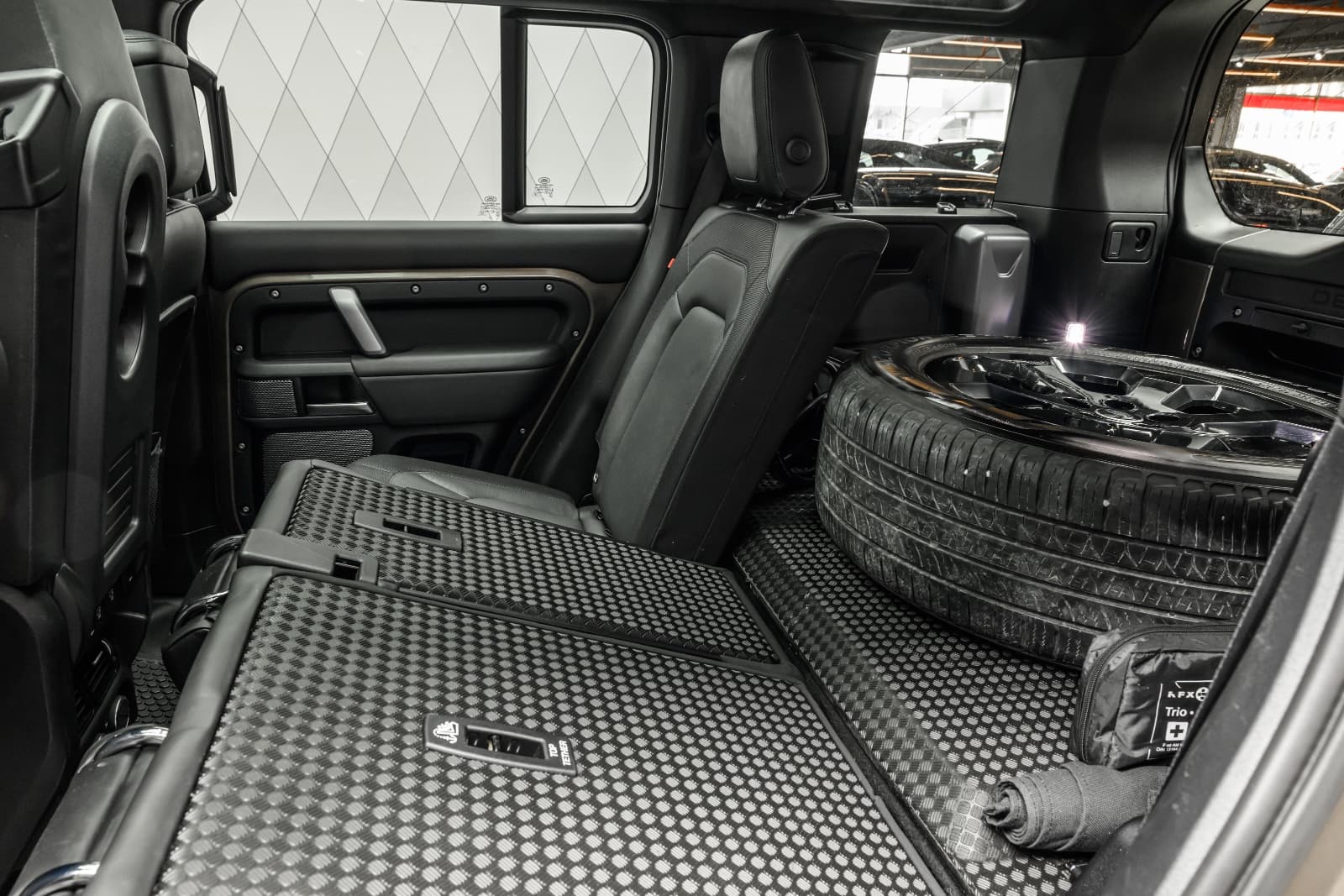 Land Rover Defender - bilde 38