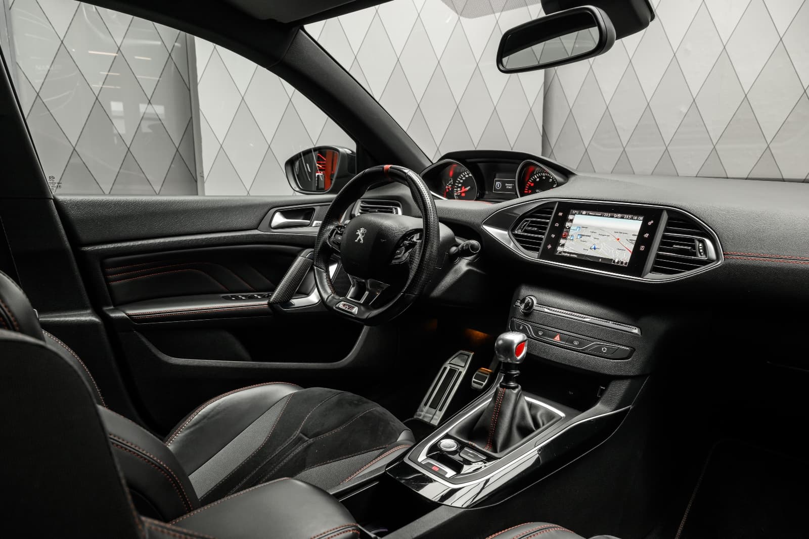 Peugeot 308 - bilde 18